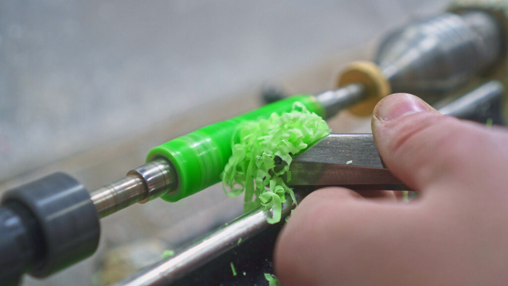 How to Create Beautiful Resin Pens Without A Lathe 